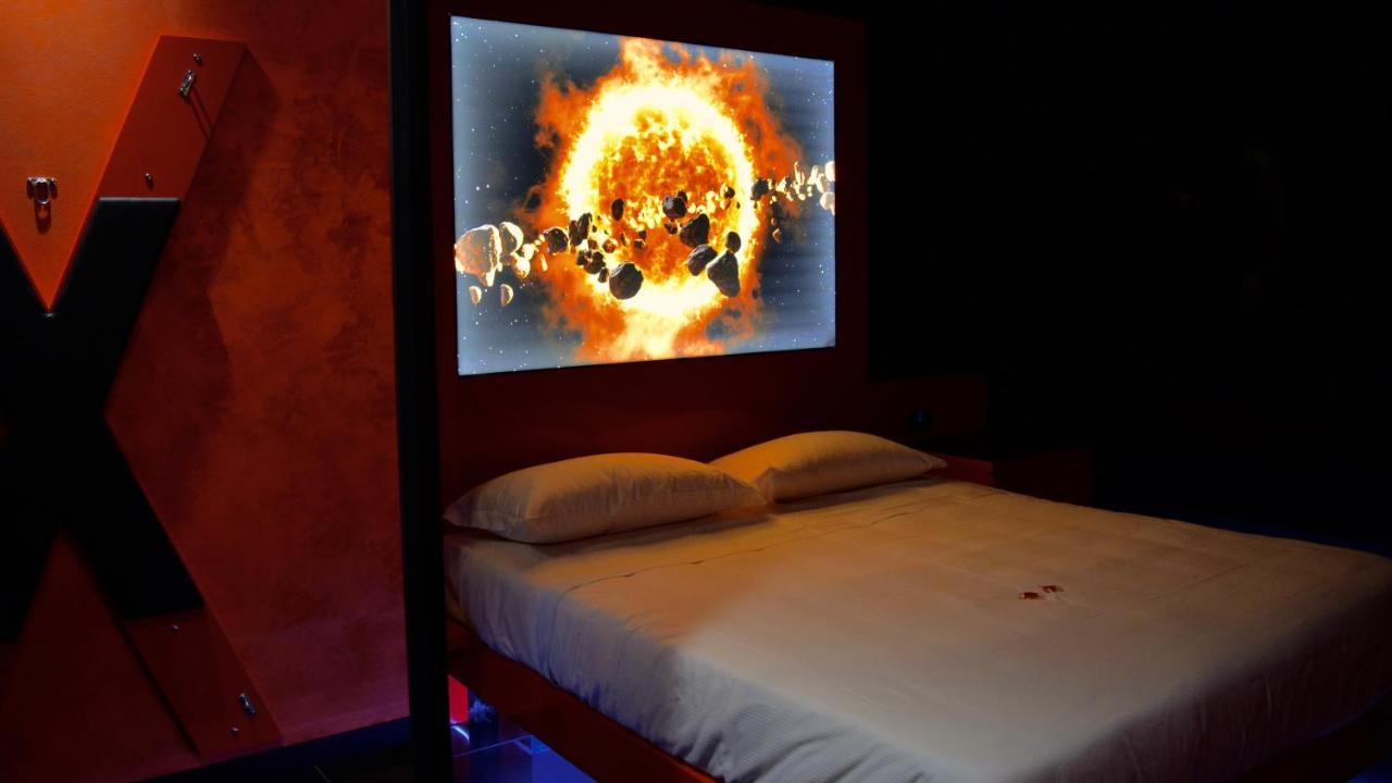 C Rooms - Love Motel Monza Cinisello Balsamo Exteriér fotografie